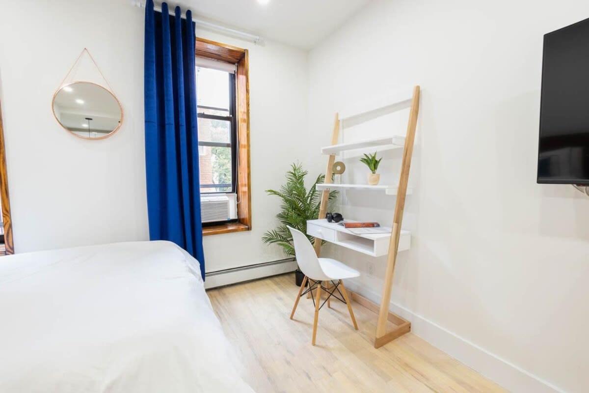 1597-1 Large In The Unit Prime Ues Apartment New York