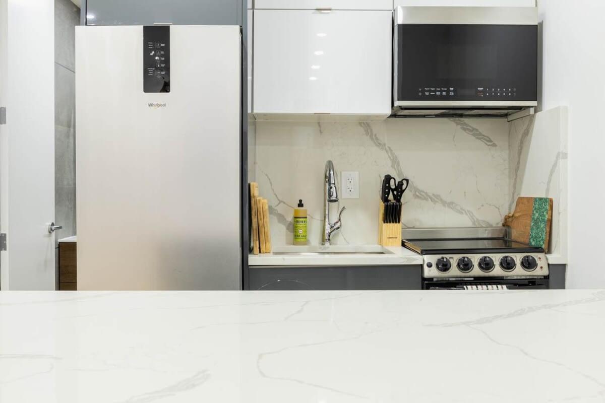 Apartment 1597-1 Large In The Unit Prime Ues