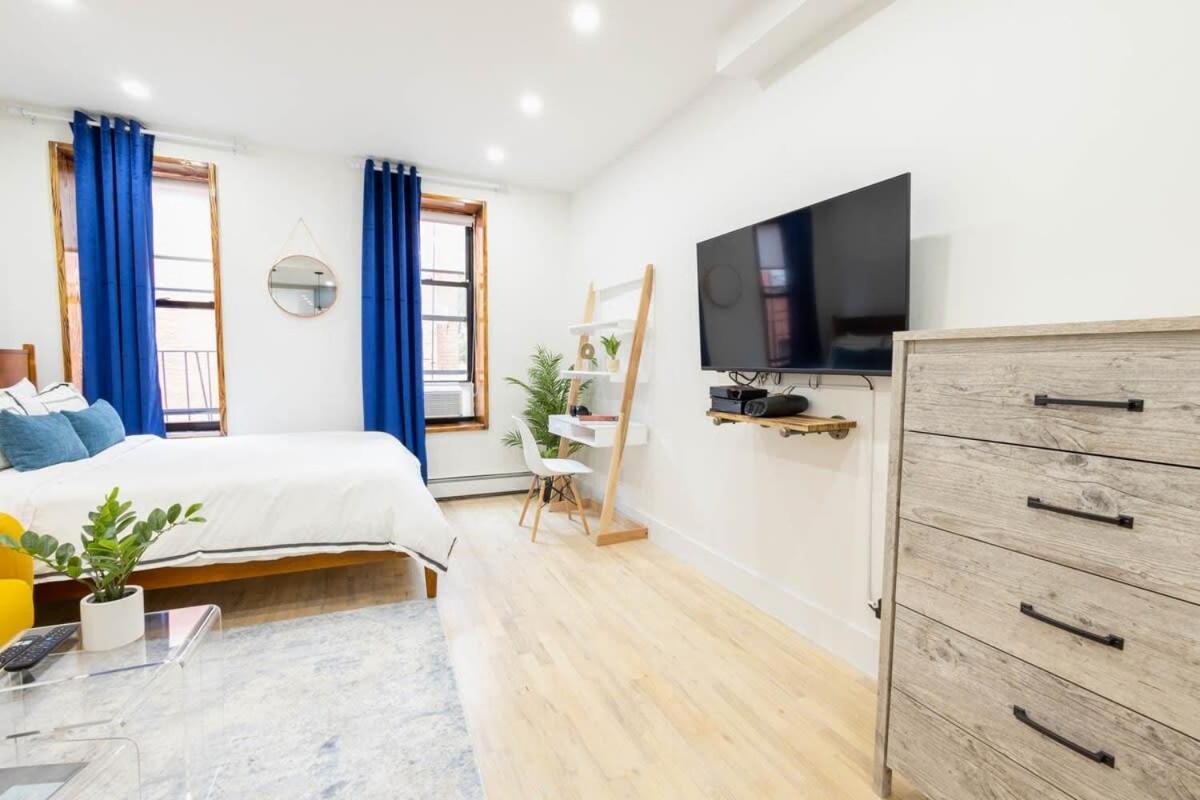 1597-1 Large In The Unit Prime Ues *