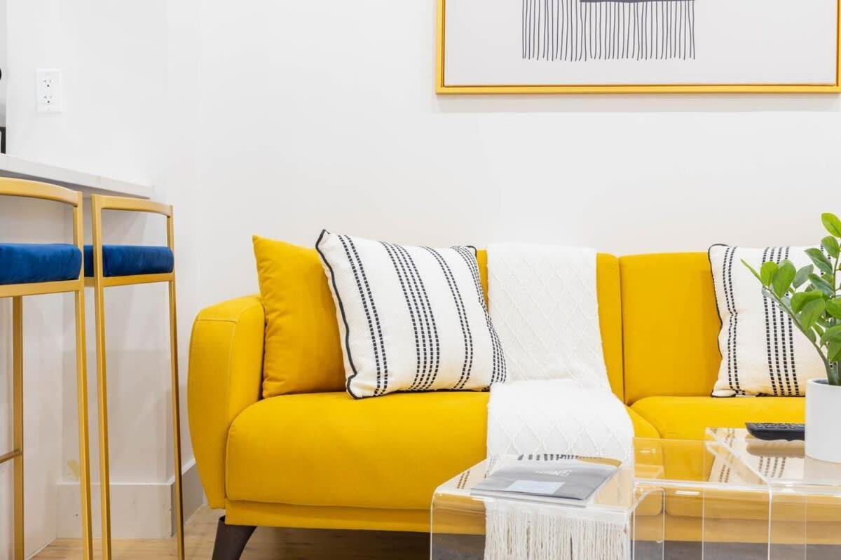 1597-1 Large In The Unit Prime Ues New York