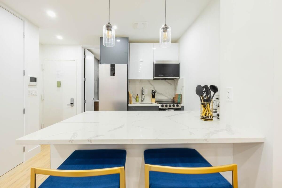 1597-1 Large In The Unit Prime Ues Apartment