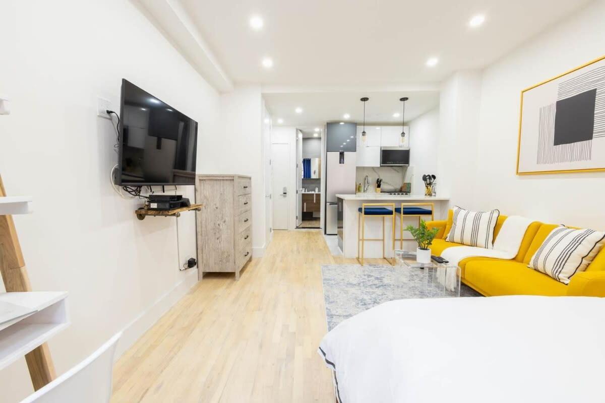 1597-1 Large In The Unit Prime Ues Apartment