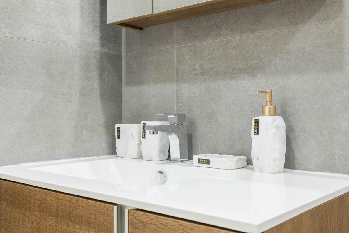 Apartment 1597-1 Large In The Unit Prime Ues *