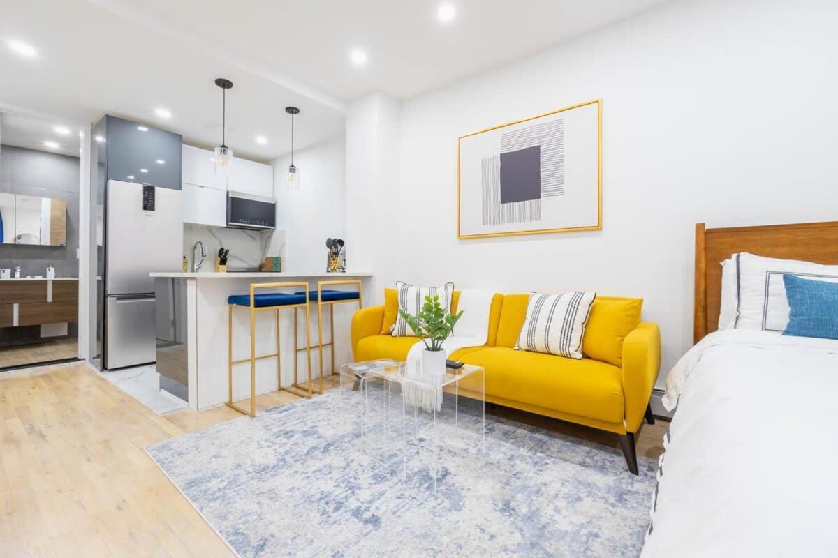 1597-1 Large In The Unit Prime Ues New York